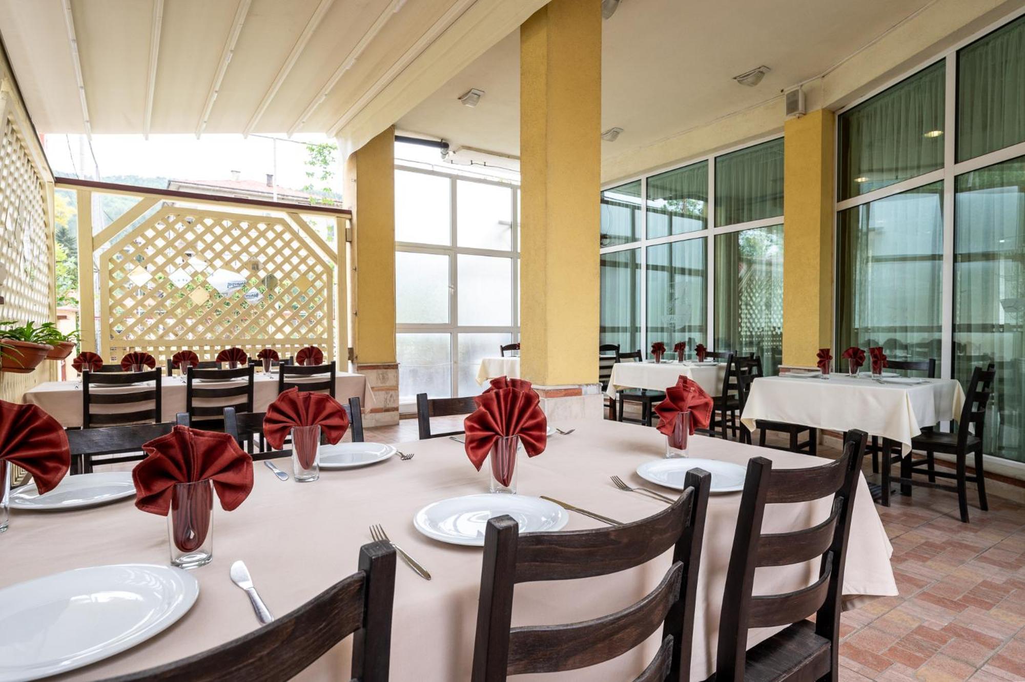 Spa Hotel Holiday Велинград Экстерьер фото